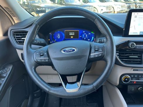 Used 2020 Ford Escape SE Sport image 27
