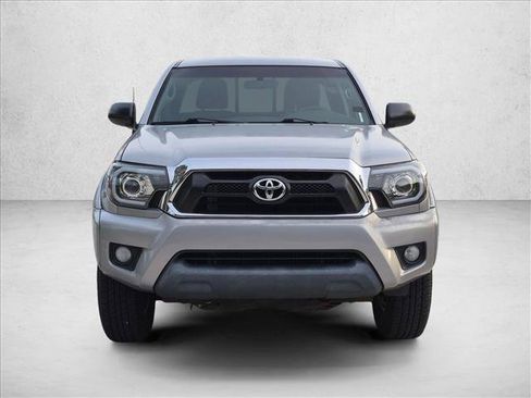 Used 2014 Toyota Tacoma 4x4 Access Cab V6 w/ SR5 Package image 2