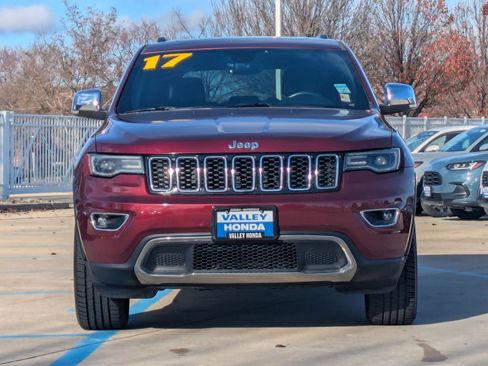 Used 2017 Jeep Grand Cherokee Limited w/ Luxury Group II image 3