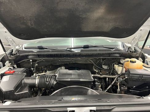 Used 2020 GMC Sierra 2500 SLE w/ SLE Convenience Package image 27