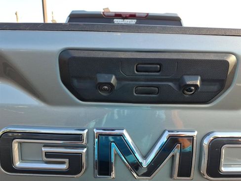 Used 2024 GMC Sierra 3500 Denali Ultimate AWD/4WD image 7