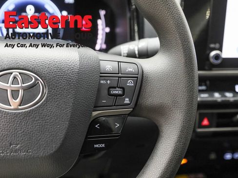 Used 2025 Toyota Camry LE FWD image 16