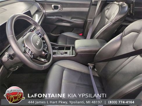 Certified 2025 Kia Sorento S w/ Panoramic Sunroof Package image 14