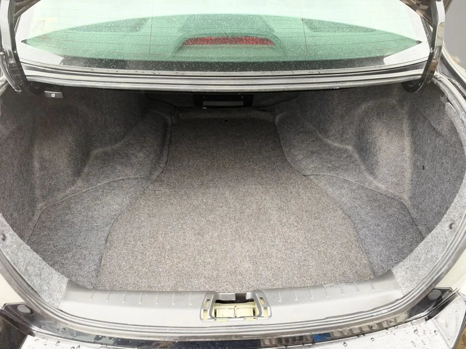 Used 2012 Honda Accord EX-L image 7