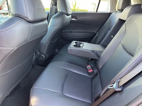 Used 2023 Toyota Corolla Cross XLE image 21