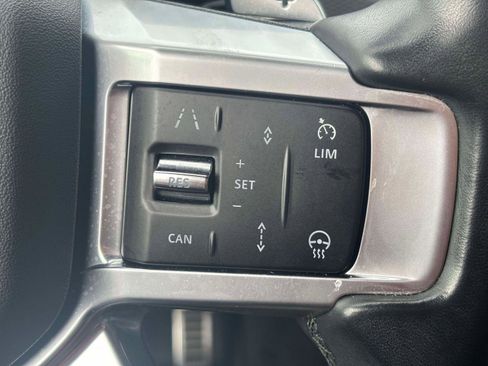 Used 2023 Land Rover Discovery S R-Dynamic image 24