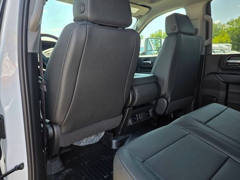 New 2026 GMC Sierra 2500 Pro w/ Convenience Package AWD/4WD image 17