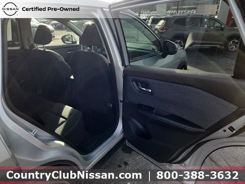 Certified 2023 Nissan Rogue SV image 28