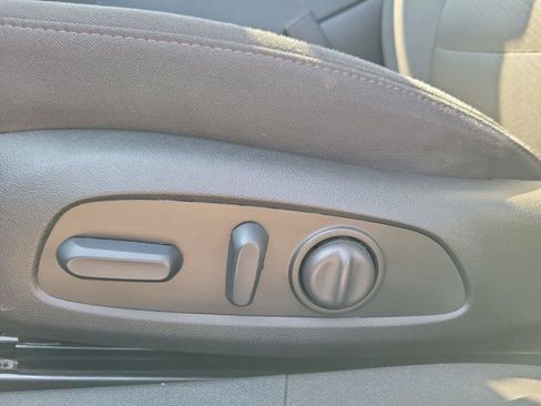 Used 2024 Chevrolet Malibu LT FWD image 14