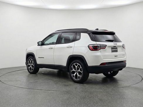 Used 2025 Jeep Compass Limited AWD/4WD image 6