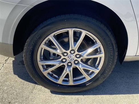 Used 2023 Buick Enclave Essence w/ Experience Buick Package image 32