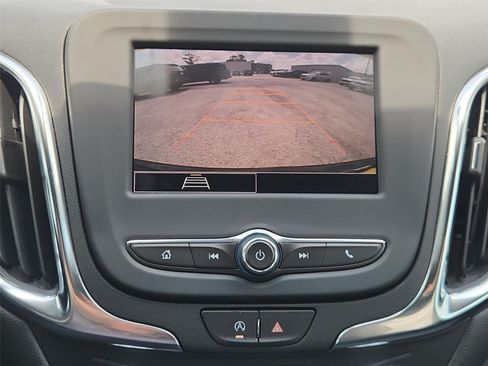 Used 2024 Chevrolet Equinox LT FWD image 14