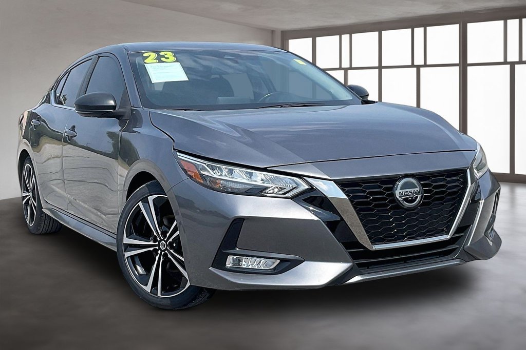 Used 2023 Nissan Sentra SR FWD image 3