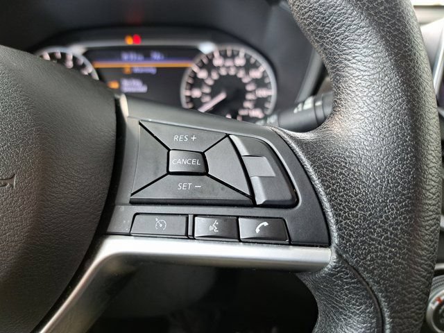 Used 2025 Nissan Altima 2.5 SV FWD image 17