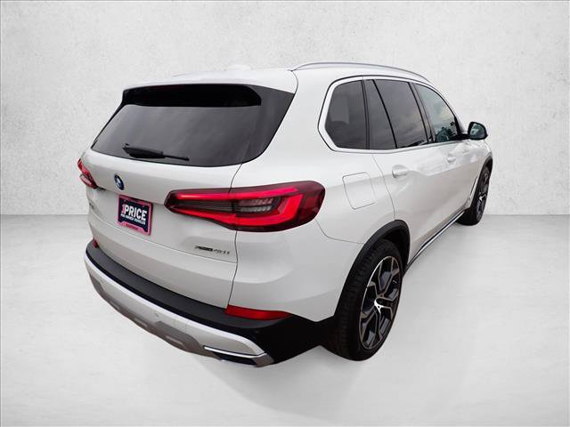 Used 2021 BMW X5 xDrive40i w/ Premium Package AWD/4WD image 4