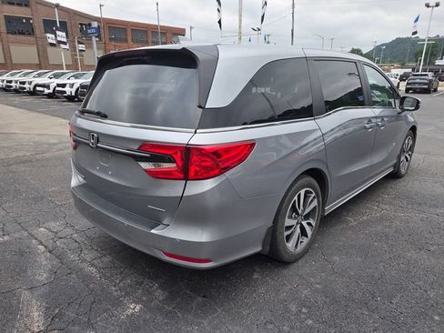 Used 2023 Honda Odyssey Touring image 7