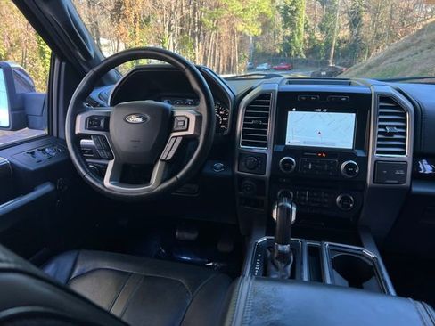Used 2016 Ford F150 Platinum w/ Equipment Group 701A Luxury image 17