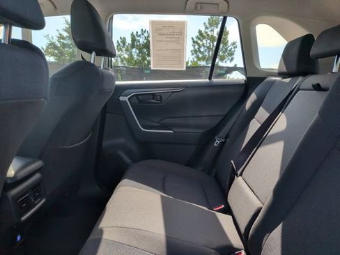 Used 2025 Toyota RAV4 LE AWD/4WD image 29
