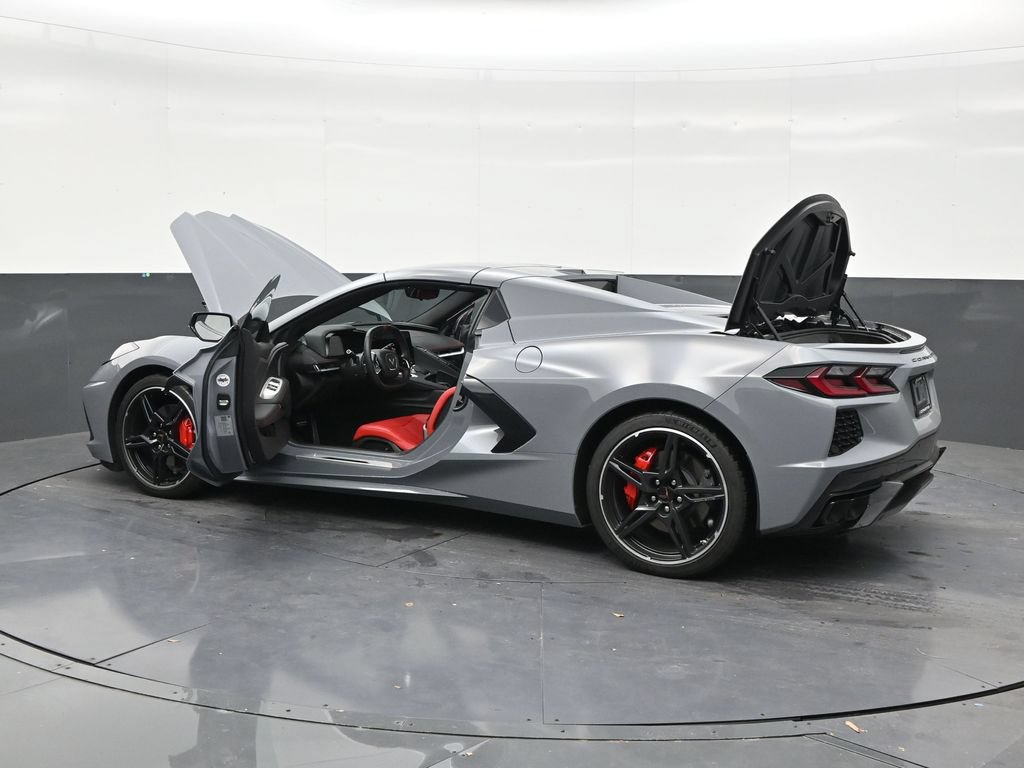 Used 2024 Chevrolet Corvette Stingray Convertible w/ 1LT RWD image 30