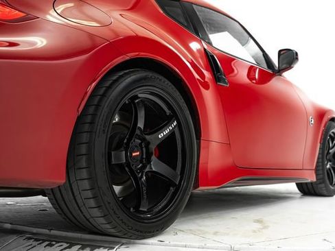 Used 2015 Nissan 370Z NISMO image 15