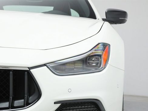 Certified 2024 Maserati Ghibli Modena Ultima Q4 image 10