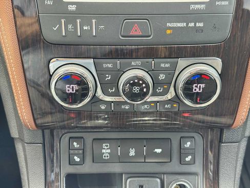 Used 2015 Chevrolet Traverse LT w/ Traveler's Package AWD/4WD image 47
