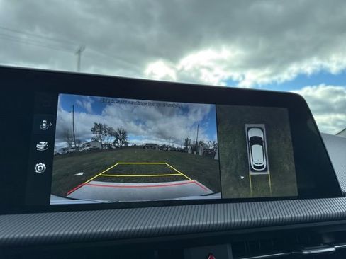 Used 2022 Kia EV6 GT-Line w/ GT-Line Suede Seat Package image 25