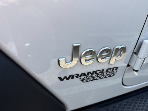 Used 2020 Jeep Wrangler Unlimited Sport S AWD/4WD image 6