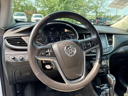 Used 2019 Buick Encore Preferred AWD/4WD image 11