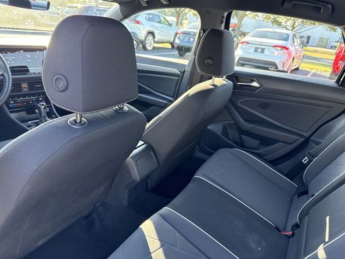 Used 2025 Volkswagen Jetta Sport image 25