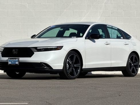 Certified 2025 Honda Accord Sport image 11