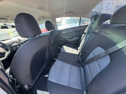 Used 2016 Kia Forte EX FWD image 22