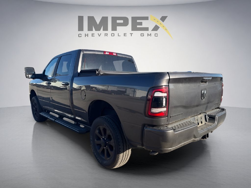 Used 2024 RAM 2500 Big Horn w/ Night Edition AWD/4WD image 3