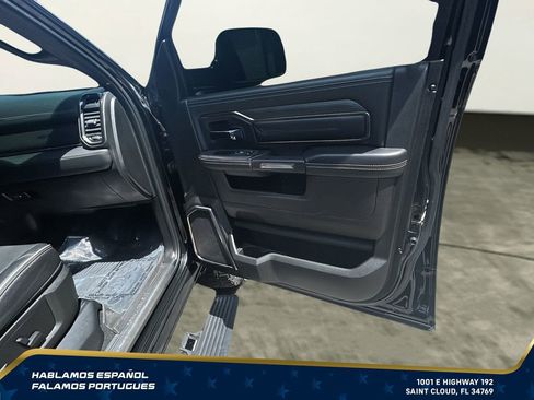 Used 2022 RAM 2500 Limited w/ Night Edition AWD/4WD image 37