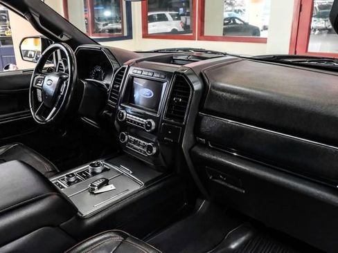 Used 2019 Ford Expedition Limited w/ Equipment Group 303A image 11