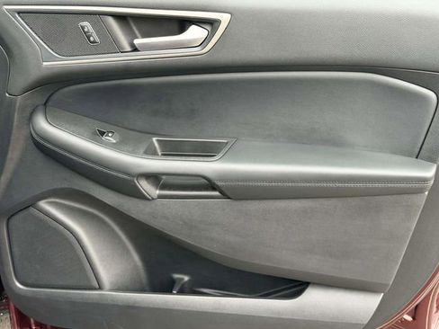 Used 2021 Ford Edge SEL w/ Convenience Package image 8