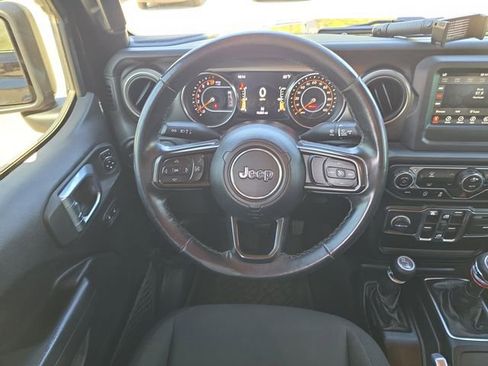 Used 2021 Jeep Wrangler Unlimited Sport AWD/4WD image 10