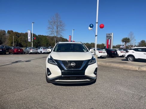 Used 2023 Nissan Murano Platinum w/ Cargo Package image 2
