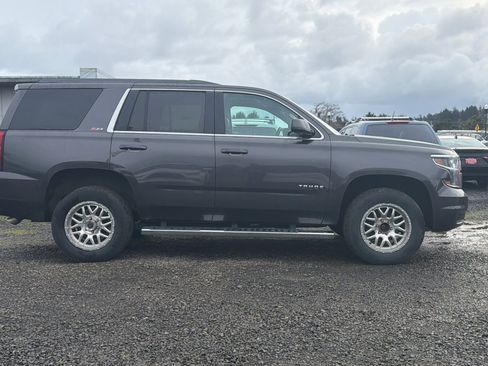 Used 2016 Chevrolet Tahoe LT image 3