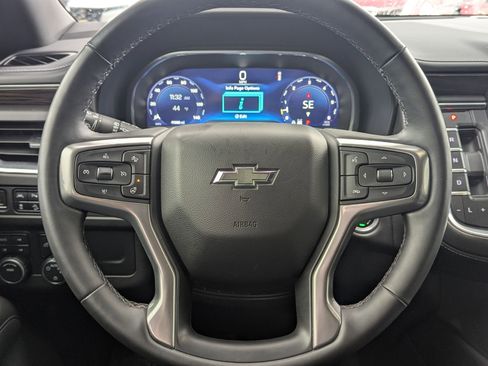 Used 2023 Chevrolet Tahoe Z71 w/ Luxury Package image 21