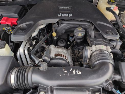 Used 2020 Jeep Gladiator Sport w/ Quick Order Package 24S AWD/4WD image 29