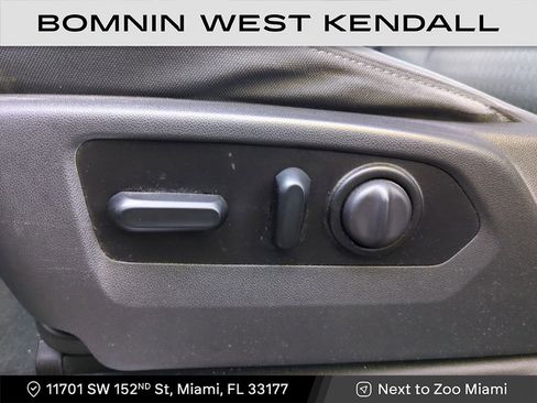 Used 2021 Chevrolet Silverado 1500 RST w/ Bed Protection Package image 19