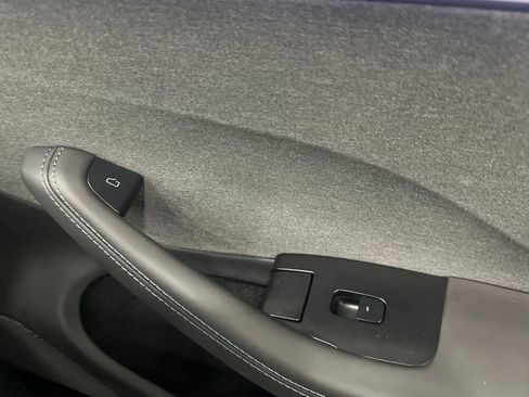 Used 2026 Tesla Model 3 RWD image 19