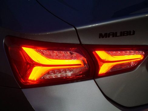 Certified 2024 Chevrolet Malibu LT w/ Sport Edition image 29