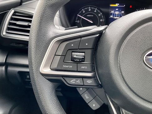 Used 2017 Subaru Impreza 2.0i Premium image 21