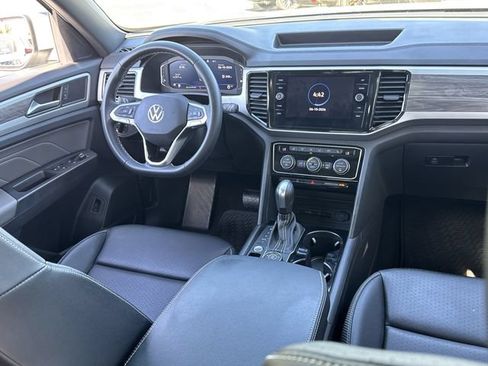 Used 2023 Volkswagen Atlas Cross Sport SE w/ Panoramic Sunroof Package AWD/4WD image 24