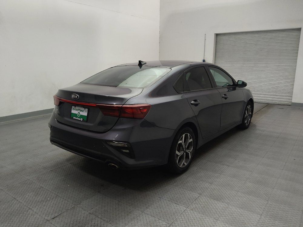 Used 2021 Kia Forte LXS FWD image 9