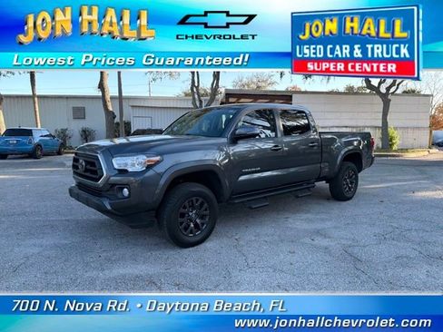 Used 2022 Toyota Tacoma SR5 image 2