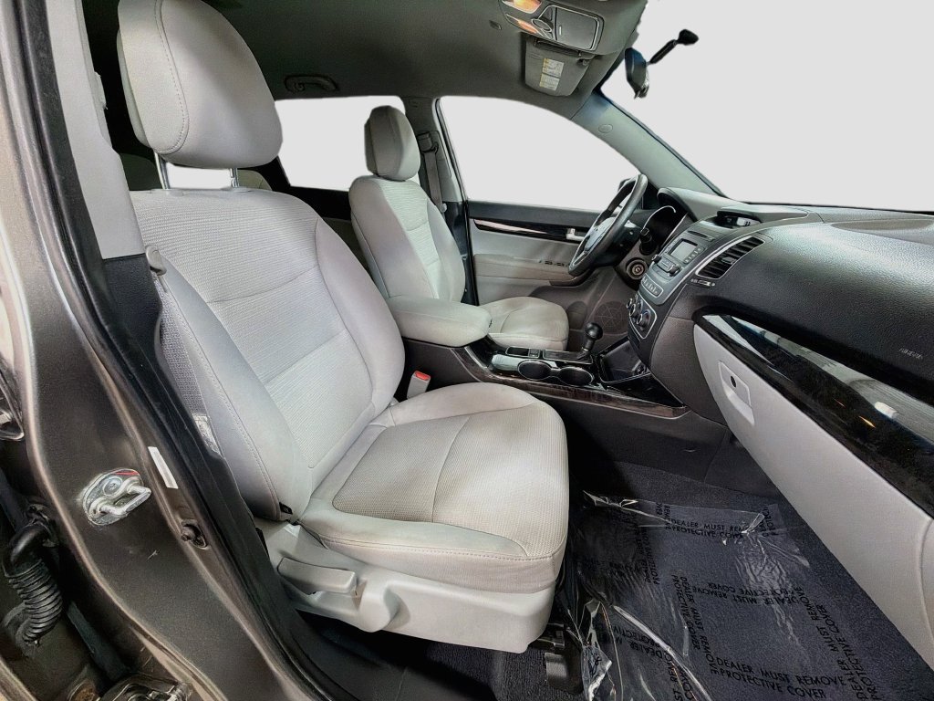 Used 2015 Kia Sorento LX FWD image 26