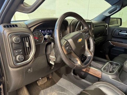 Used 2020 Chevrolet Silverado 1500 High Country RWD image 14
